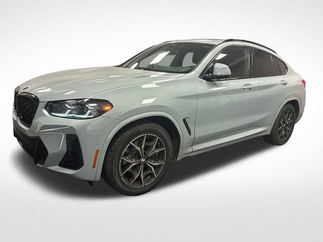 2023 BMW X4